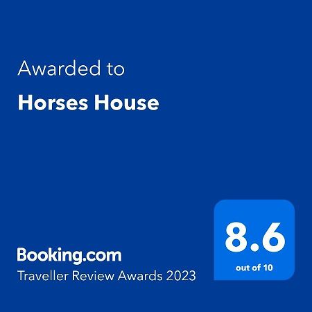 شقة Horses House الكرك المظهر الخارجي الصورة