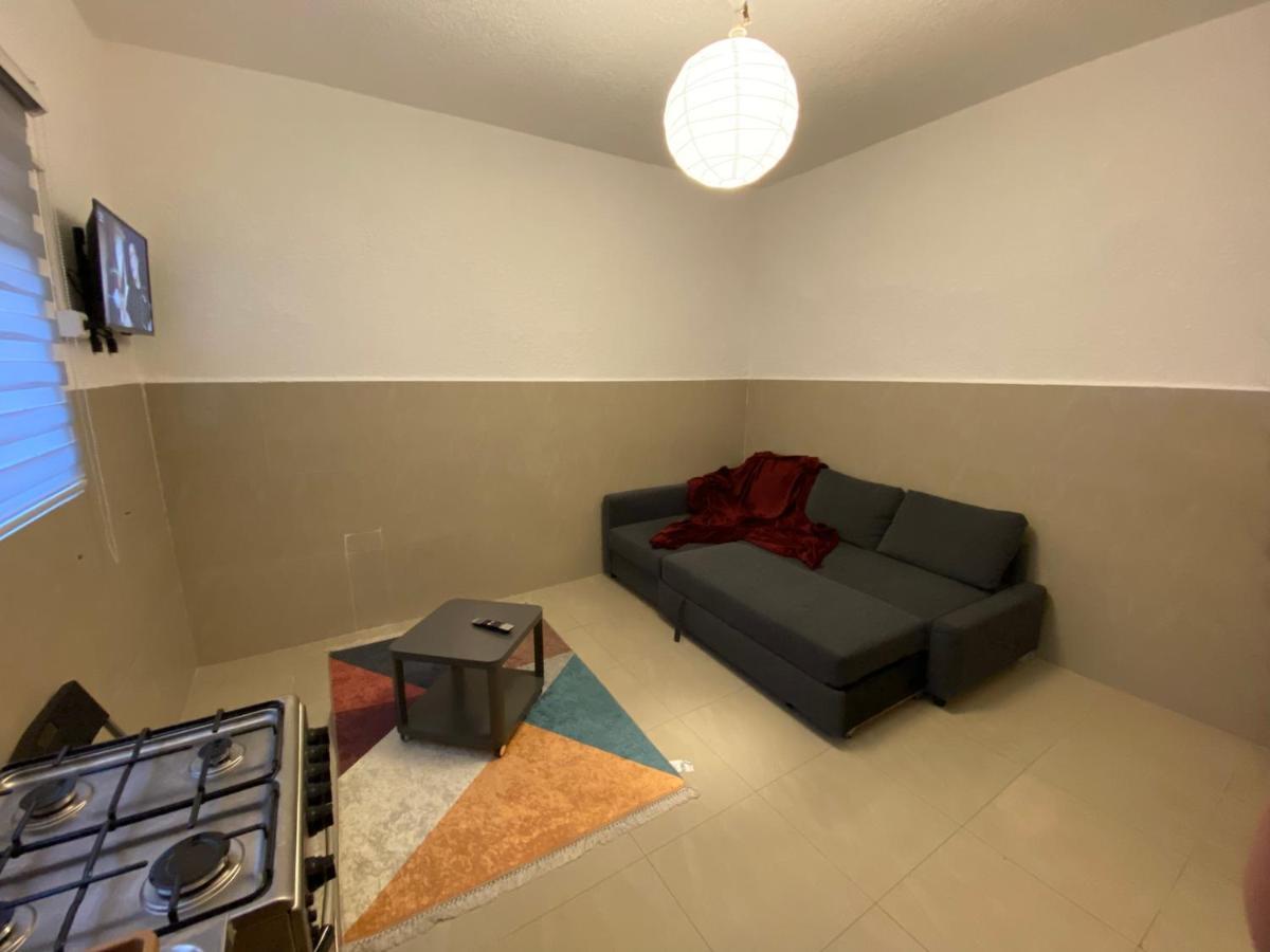 شقة Horses House الكرك المظهر الخارجي الصورة
