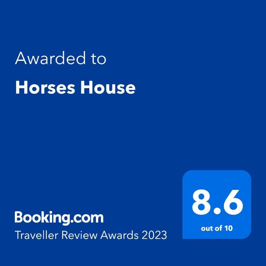 شقة Horses House الكرك المظهر الخارجي الصورة